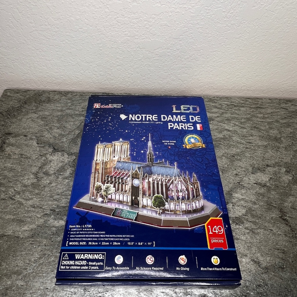 CubicFun 3D Puzzle LED Notre Dame de Paris